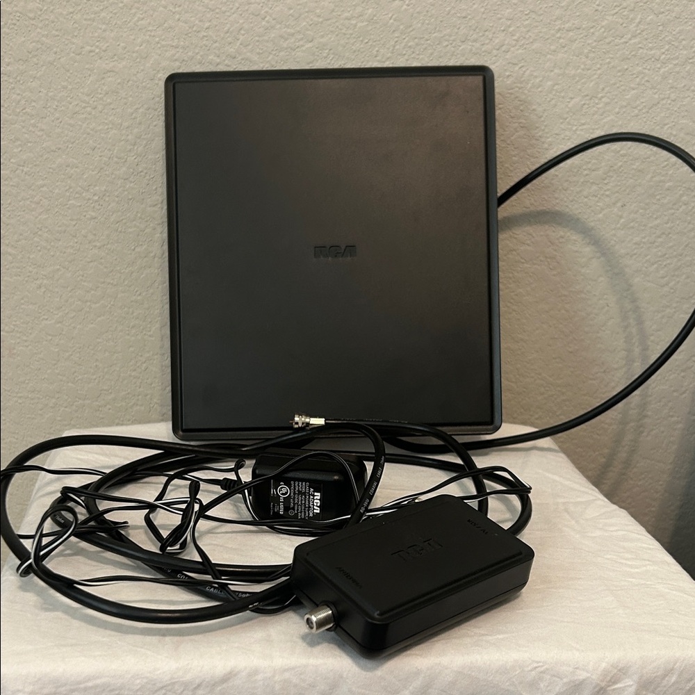 Black Indoor HDTV Antenna RCA